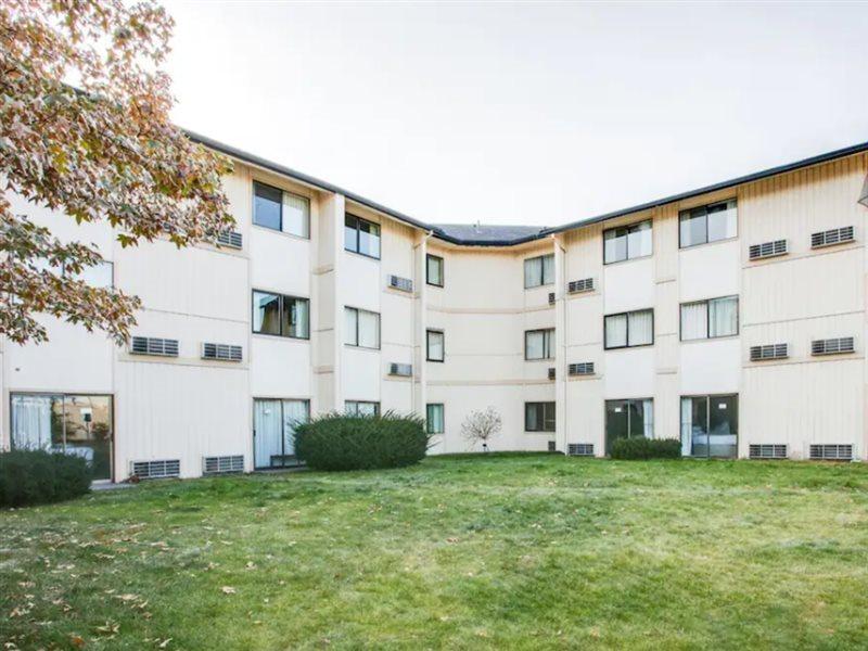 Oyo Hotel Spokane North מראה חיצוני תמונה