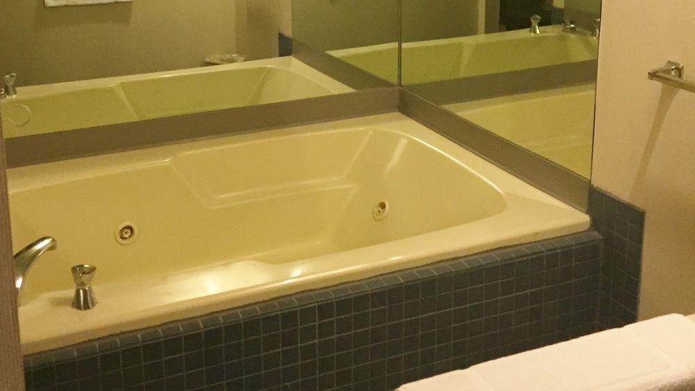 Oyo Hotel Spokane North מראה חיצוני תמונה