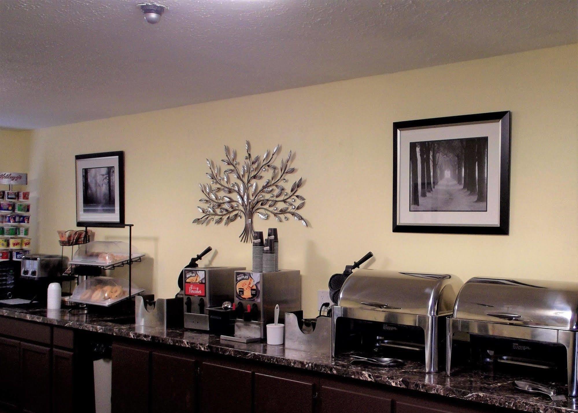 Oyo Hotel Spokane North מראה חיצוני תמונה