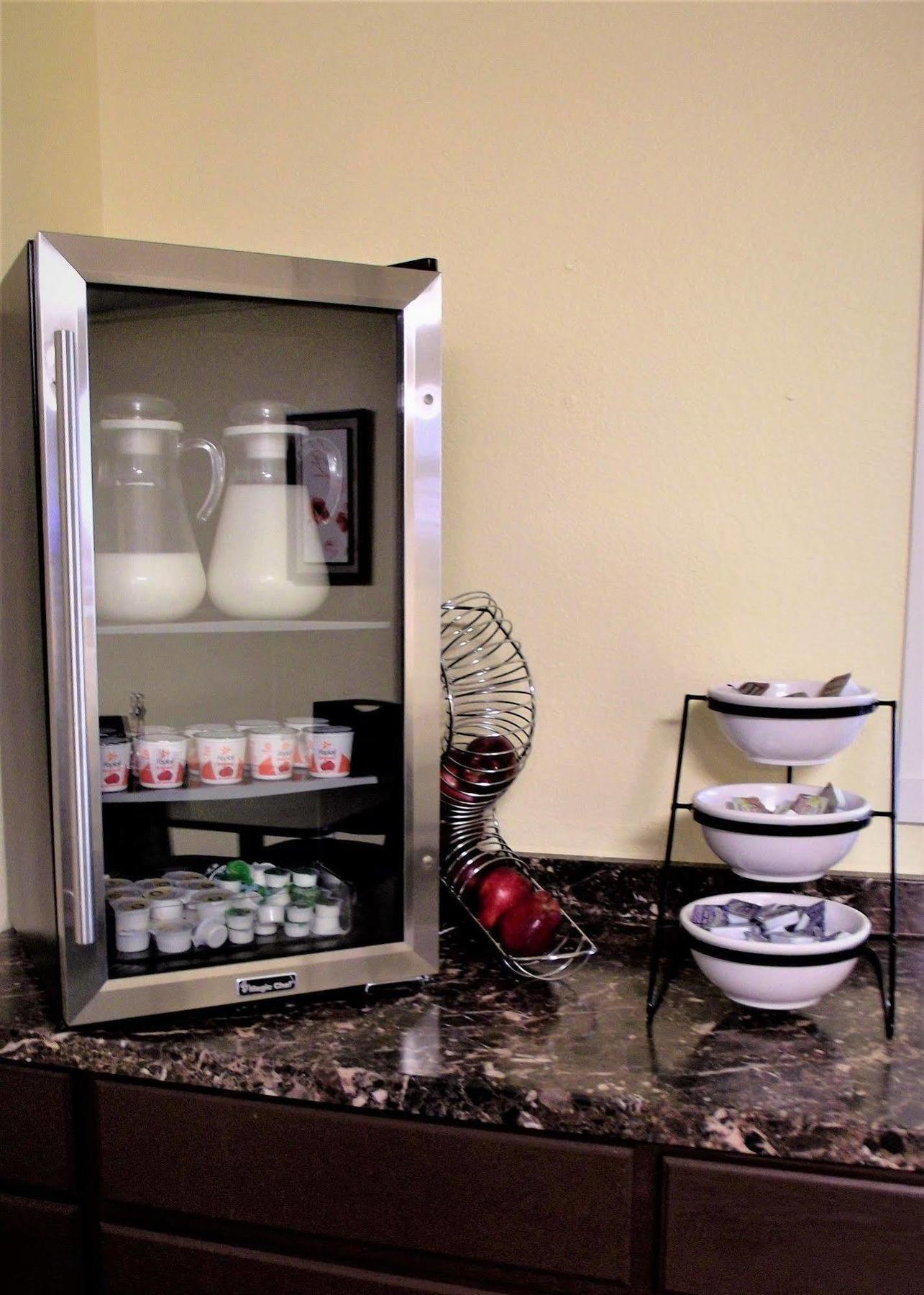 Oyo Hotel Spokane North מראה חיצוני תמונה